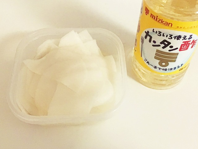 쌈무(サムム/薄切り大根の甘酢漬け)
