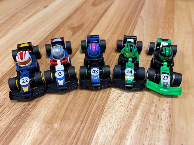 5台集めたレゴF1コレクターズレースカー