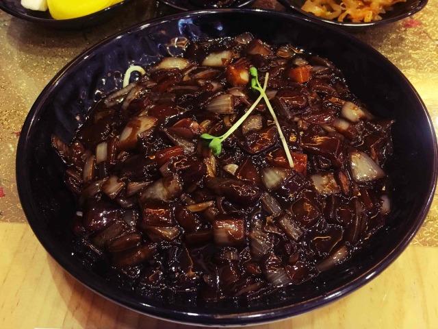 チャジャンミョン(짜장면)