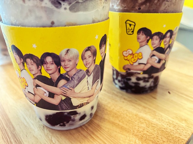NCT WISHとの限定コラボカップホルダー