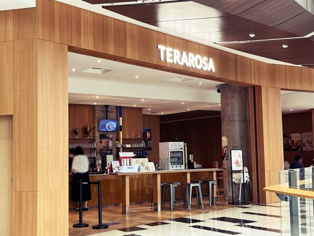 韓国IFCモール TERAROSA外観
