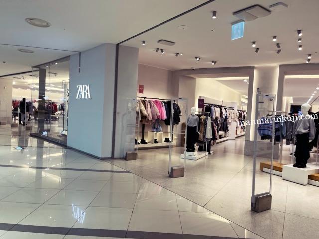 永登浦タイムズスクエア店のZARA入口。キッズ＆メンズとレディースがフロアごとに分かれていて、見応えあり！